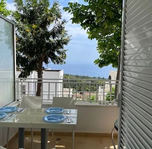 Gjoni Apartments With A Great View In Drymades